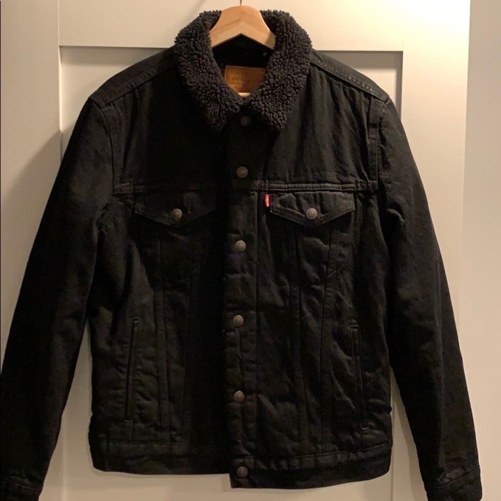 Levi’s faux fur lined denim jacket